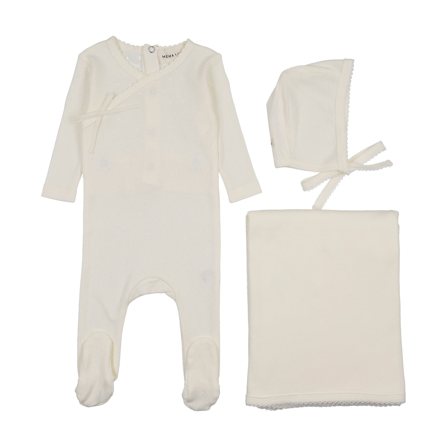 Pointelle scalloped edge three piece set