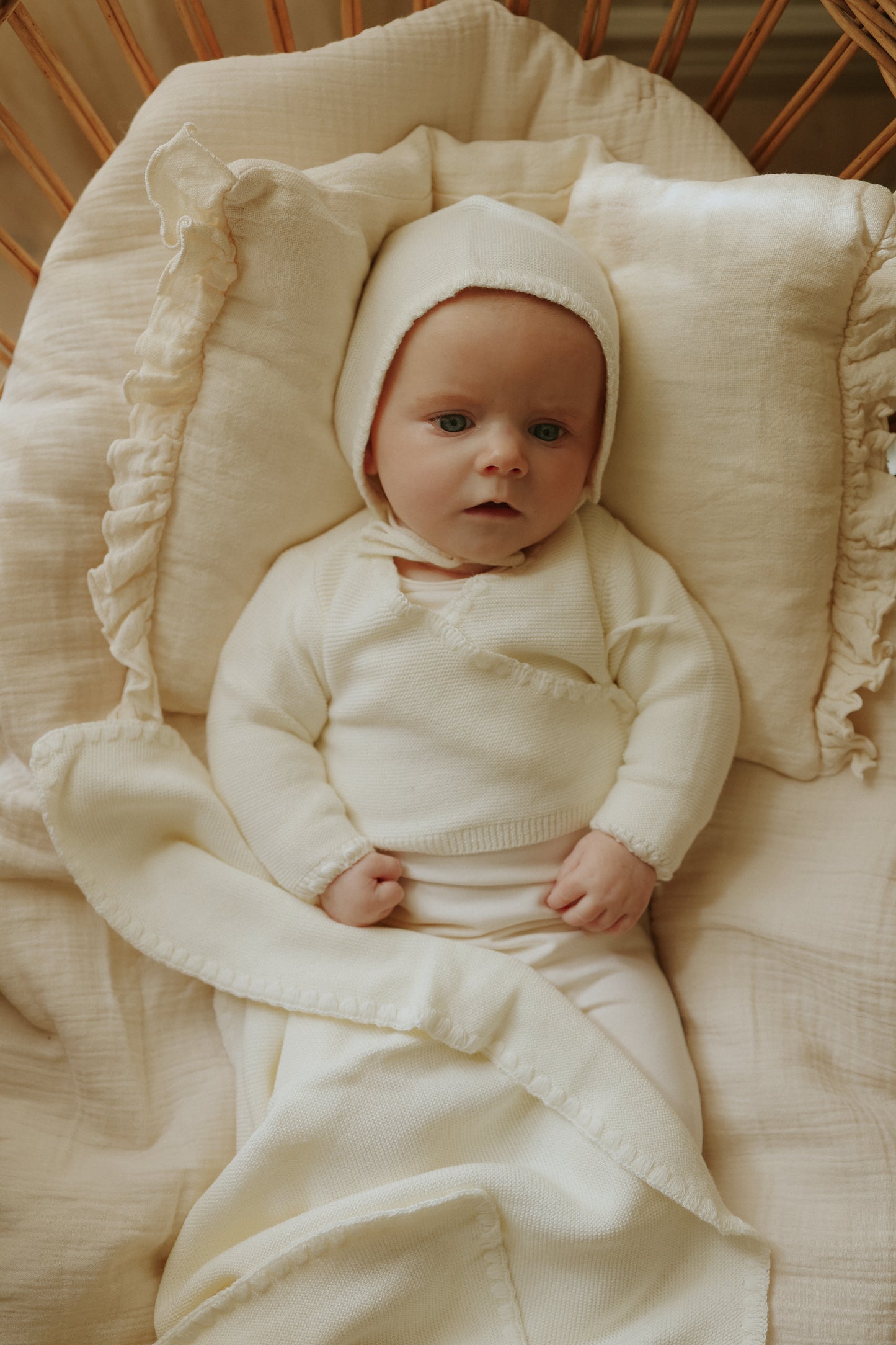 Embroidered edge knit sweater and bonnet + base footie